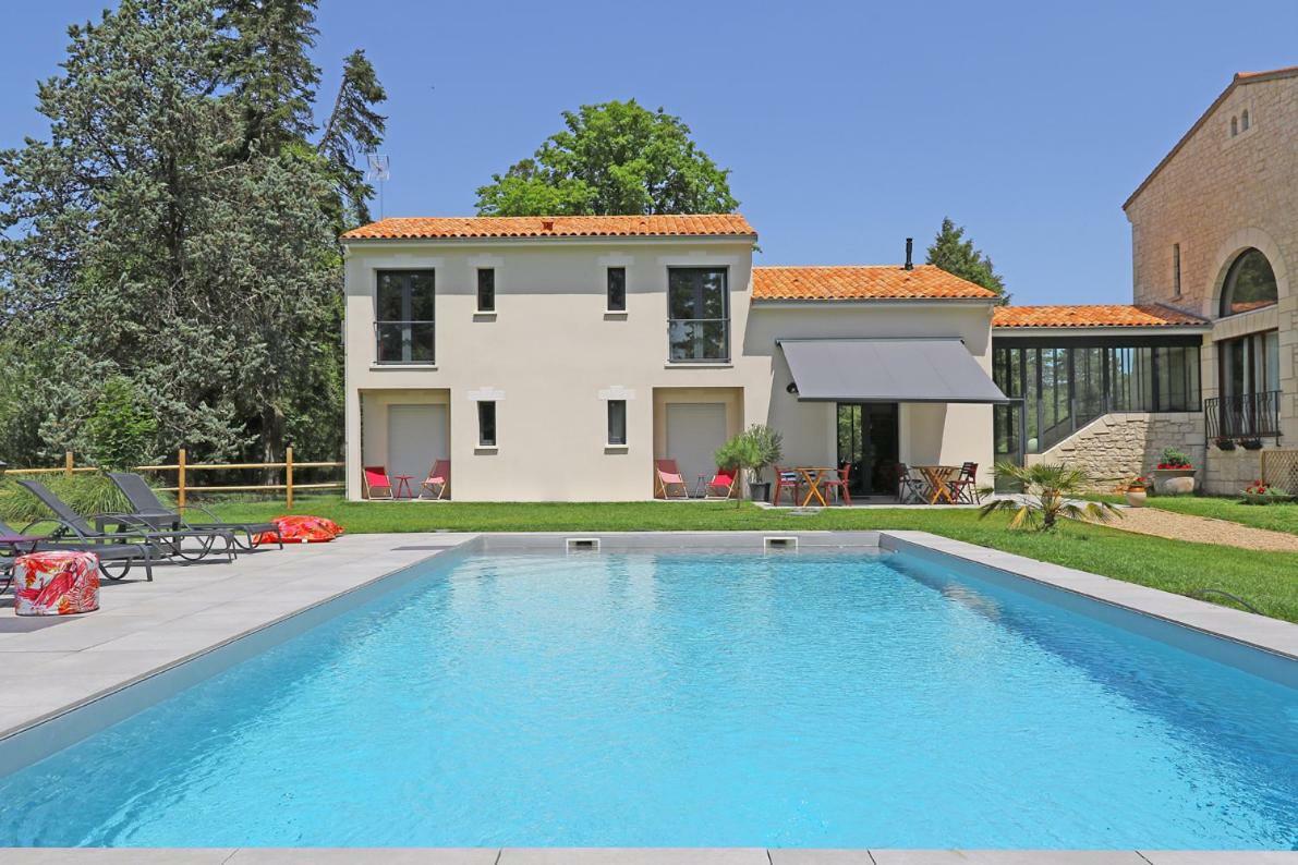 L Esprit Du Clain Chambres D Hotes Bandb De Standing Proches Du Futuroscope Golf Et Lac De St Cyr Naintre Dış mekan fotoğraf