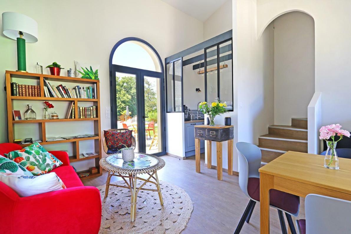 L Esprit Du Clain Chambres D Hotes Bandb De Standing Proches Du Futuroscope Golf Et Lac De St Cyr Naintre Dış mekan fotoğraf